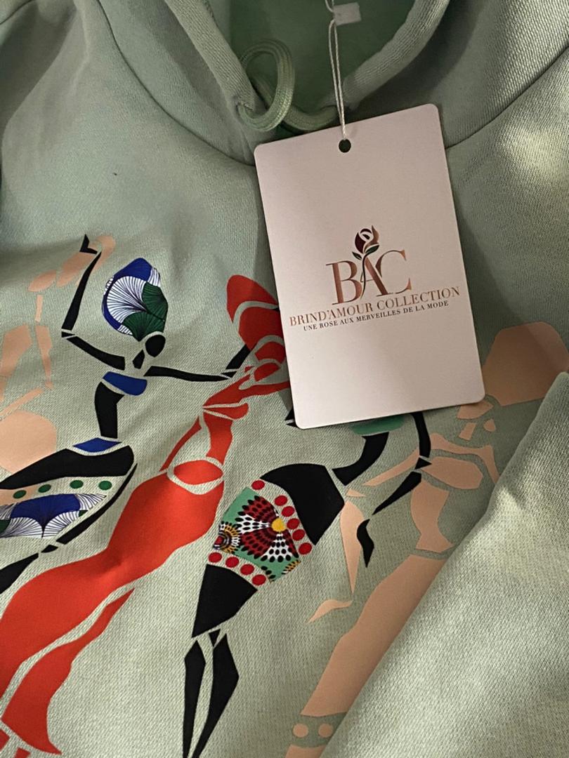 Ensemble Pull/Sweater